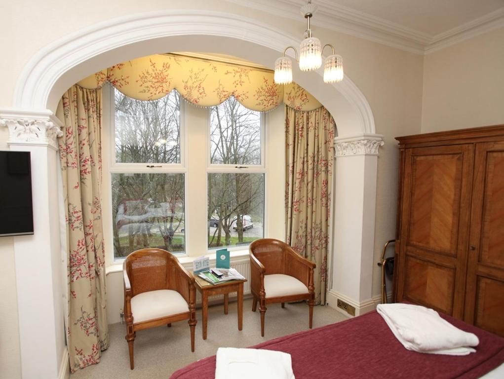 Отель Ascot House Харрогейт Экстерьер фото